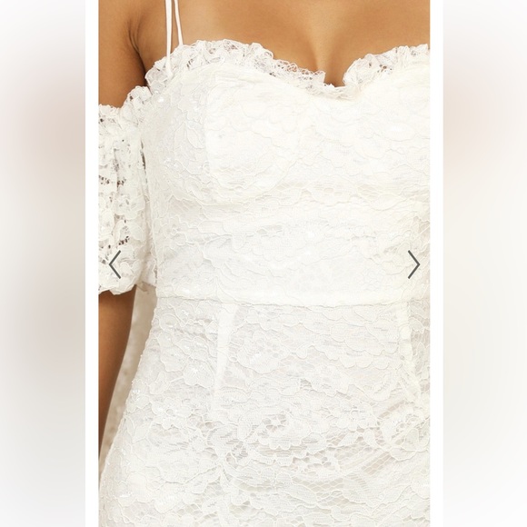 THE MAGIC TOUCH DRESS IN WHITE LACE - Picture 7 of 11